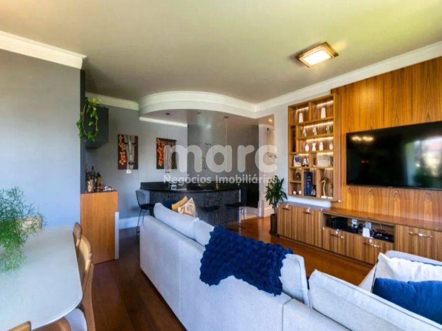 Lindo Apartamento Decorado com Requinte em Região Nobre de São Paulo!