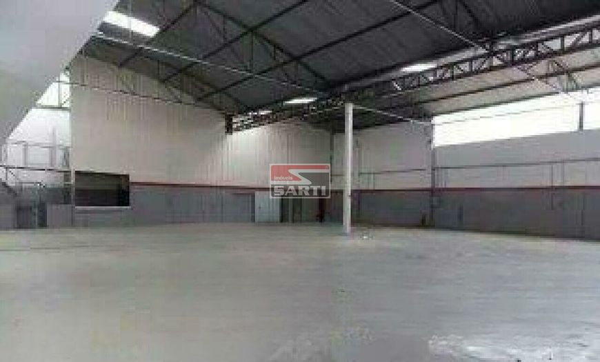 GALPÃO COMERCIAL ... ZONA LESTE! COM METRAGEM DE 25,00 X 30,00 BAIRRO DA VILA LAÍS