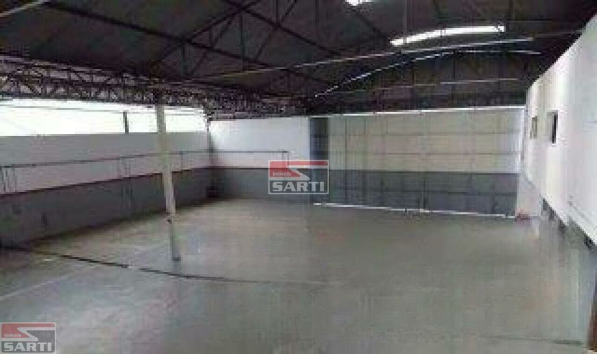 GALPÃO COMERCIAL ... ZONA LESTE! COM METRAGEM DE 25,00 X 30,00 BAIRRO DA VILA LAÍS