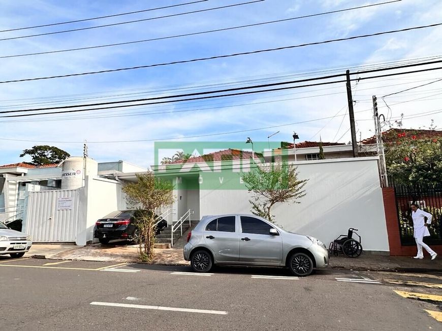 Casa Comercial na Vila Redentora