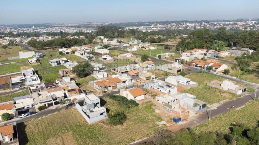 Excelente Terreno à Venda com 200m² - Vila Nobre