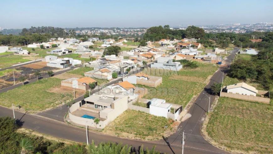 Excelente Terreno à Venda com 200m² - Vila Nobre