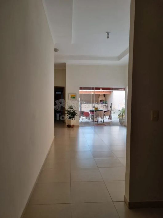 Casa Residencial para Venda - 3 Dormitórios / Loteamento Porto Seguro