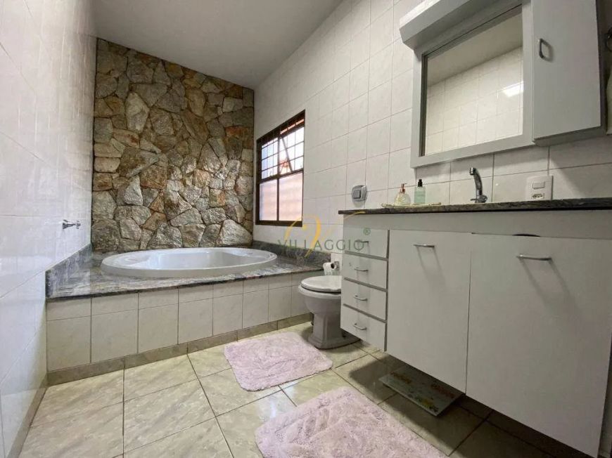 Casa com 3 dormitórios à venda, 220 m² por R$ 650.000 - Parque Industrial - São José do Rio Preto/SP