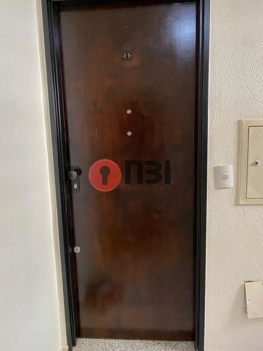 Vende se apartamento 3 quartos sendo 1 suíte no Bela Vista