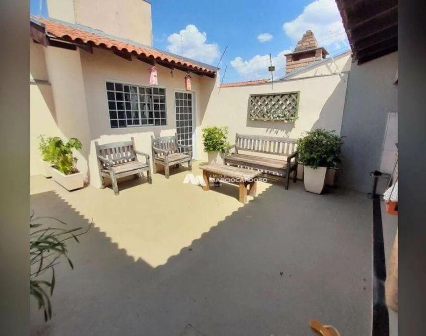 Casa com 2 dormitórios à venda, 100 m² por R$ 370.000,00 - Parque das Aroeiras - São José do Rio Pre
