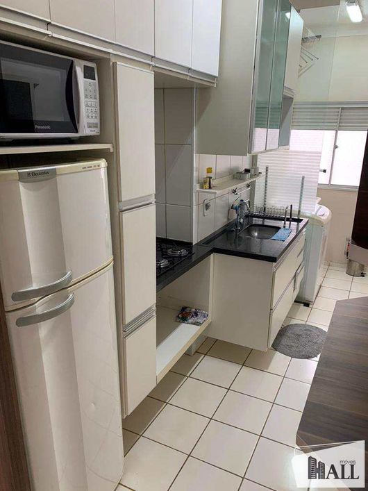 Apartamento com 2 dorms, Vila São Judas Tadeu, São José do Rio Preto - R$ 250 mil, Cod: 13270