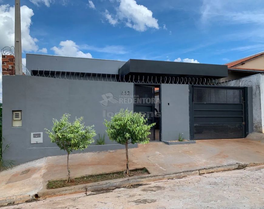 Residencial Santa Regina - Casa com 2 quartos
