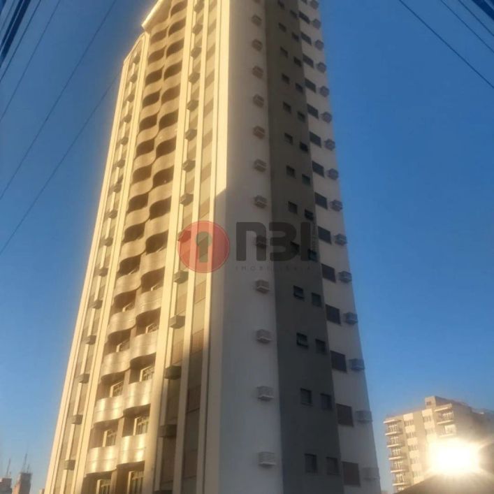 Apartamento com elevador, 3 quartos sendo 1 suíte - Boa Vista