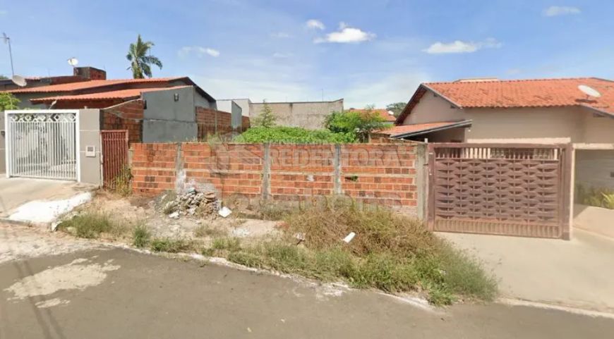 Terreno de 200m² no Nunes