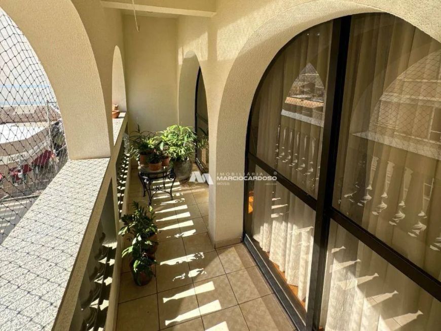 Apartamento com 3 dormitórios à venda, 197 m² por R$ 650.000,00 - Centro - São José do Rio Preto/SP