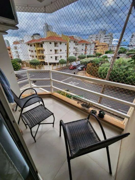 Apartamento com 3 dormitórios à venda, 98 m² por R$ 379.999 - Jardim Ouro Verde - São José do Rio Pr