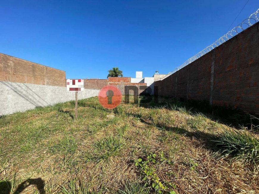 Vende se Terreno comercia em Avenida movimentada com 200m