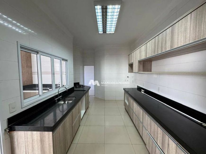 Casa com 3 dormitórios à venda, 219 m² por R$ 1.390.000,00 - Gaivota I - São José do Rio Preto/SP