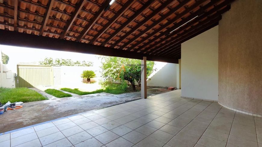 Casa 2 quartos 1 banheiro 2 vagas à venda no Macedo Teles I - São José do Rio Preto, SP