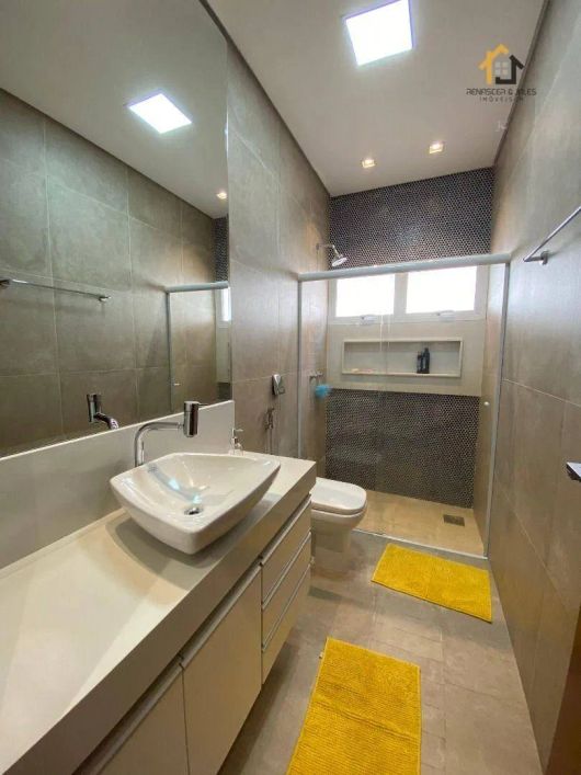 Casa com 3 dormitórios à venda, 133 m² por R$ 1.500.000 - Condomínio Recanto do Lago - São José do R