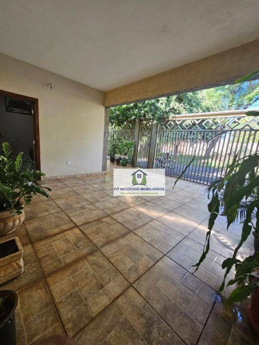 Casa com 4 dormitórios à venda, 141 m² por R$ 370.000,00 - Jardim Maria Lúcia - São José do Rio Pret