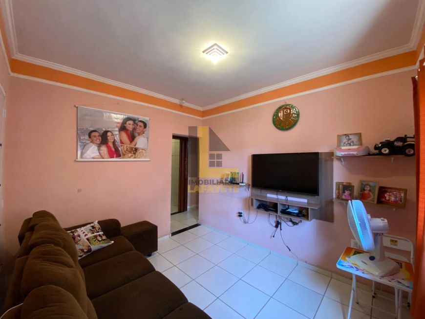Casa a venda no Parque das Aroeiras II - São José do Rio Preto