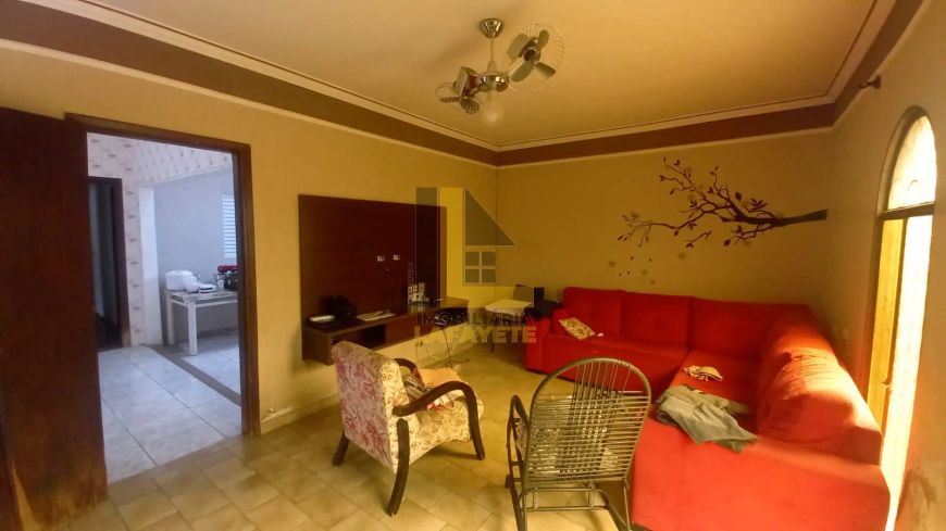 Casa de 3 quartos á venda no Parque Industrial