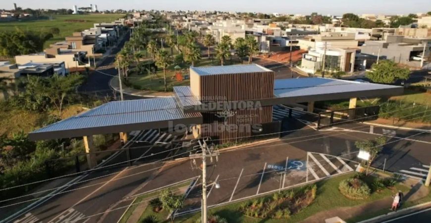Excelente Terreno em Condomínio para Venda - 275m² / Condomínio Figueira 2