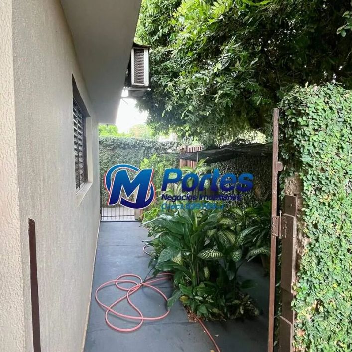 Casa à venda, 3 quartos, 6 vagas, Jardim Rosely - São José do Rio Preto/SP
