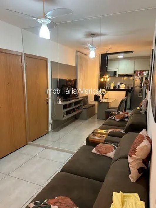 Apartamento todo planejado no bairro Jd. Caparroz - Cond. Rio Prado - com elevador