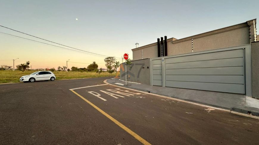 Casa de 2 quartos 3 banheiros e 2 vagas à venda Setvalley II