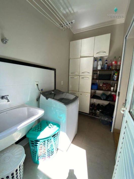 Casa com 3 dormitórios à venda, 145 m² por R$ 720.000 - Condomínio Amazonas - São José do Rio Preto/