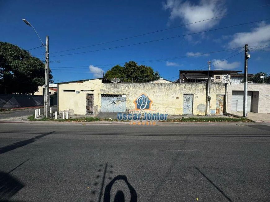 Terreno à venda, 561 m² por R$ 795.000,00 - Cidade dos Funcionários - Fortaleza/CE