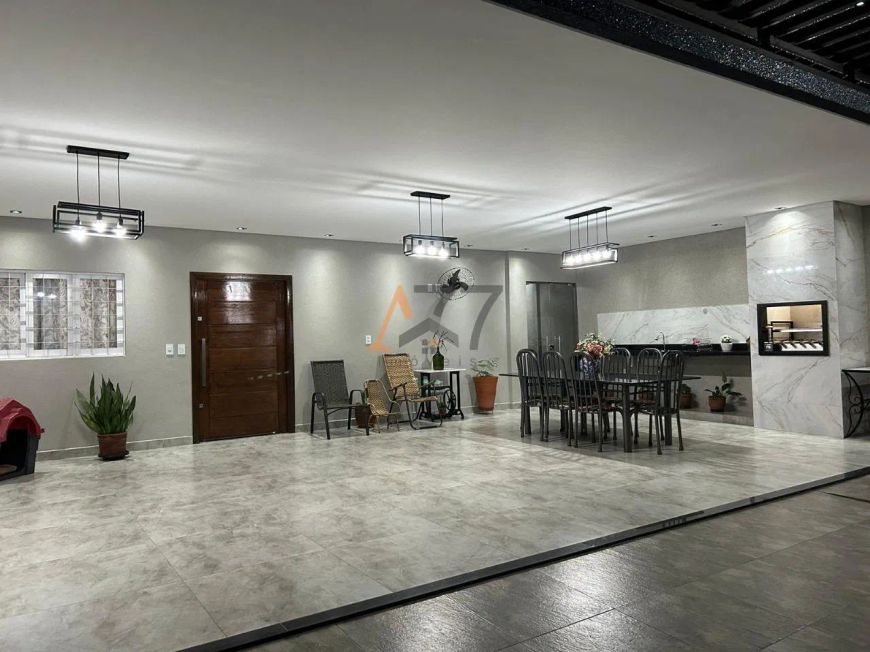 Casa 3 quartos 3 banheiros 2 vagas á venda no Res. Santa Cruz - São José do Rio Preto, SP