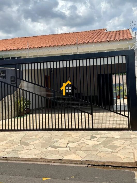 Casa com 3 suítes à venda por R$ 880.000 - Jd. Maria Candida - SJRP