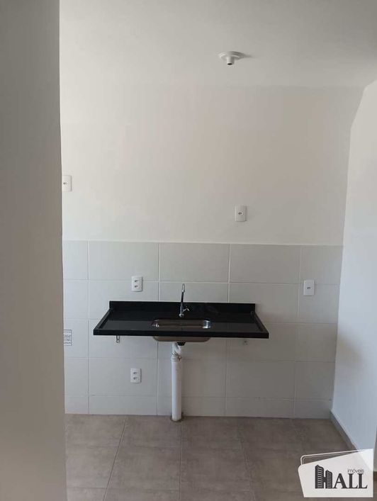 Apartamento com 2 dorms, Parque das Amoras II, São José do Rio Preto - R$ 185 mil, Cod: 13415