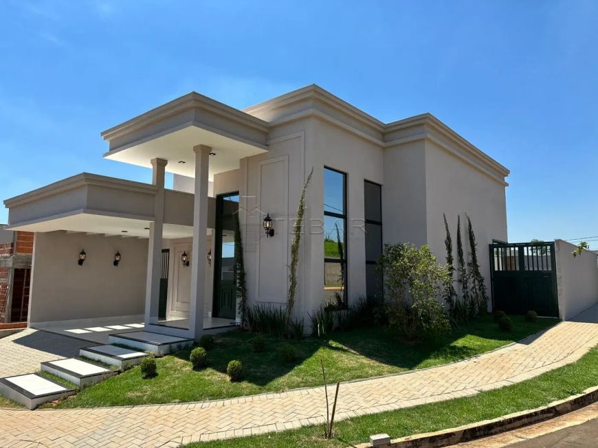 Excelente imóvel no condomínio Maria Julia - 3 suítes com piscina.