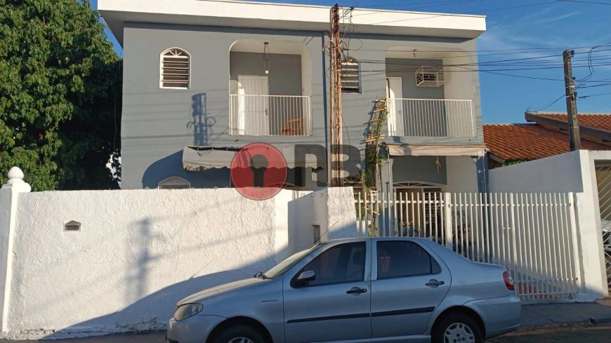 Sobrado com 5 quartos à venda - Jardim Roseana - Área de construção 400m