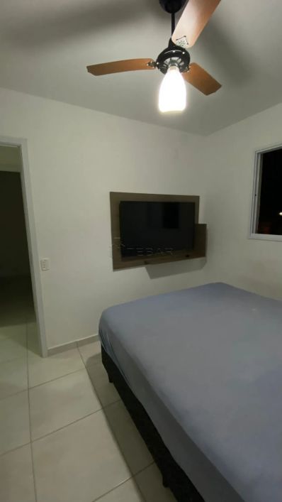 Excelente apartamento, com sacada, dois dormitórios e vaga de garagem - Residencial Giulia
