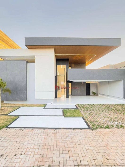 Casa com 3 dormitórios à venda, 252 m² por R$ 2.200.000 - Parque Residencial Damha VI - São José do