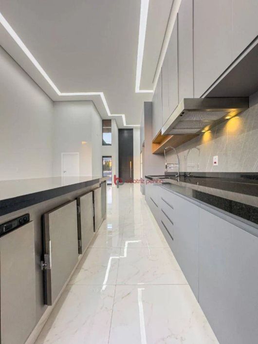 Casa com 3 dormitórios à venda, 252 m² por R$ 2.200.000 - Parque Residencial Damha VI - São José do