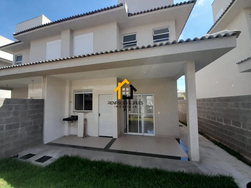 Sobrado com 3 dormitórios à venda, 116 m² por R$ 590.000 - Parque Lombardia - Sã