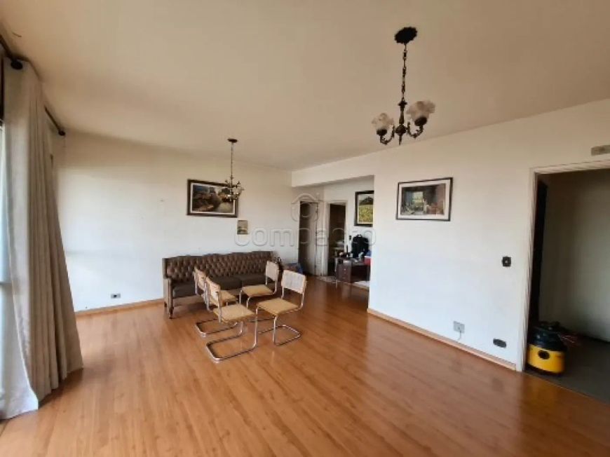 Apartamento Padrão em São José do Rio Preto