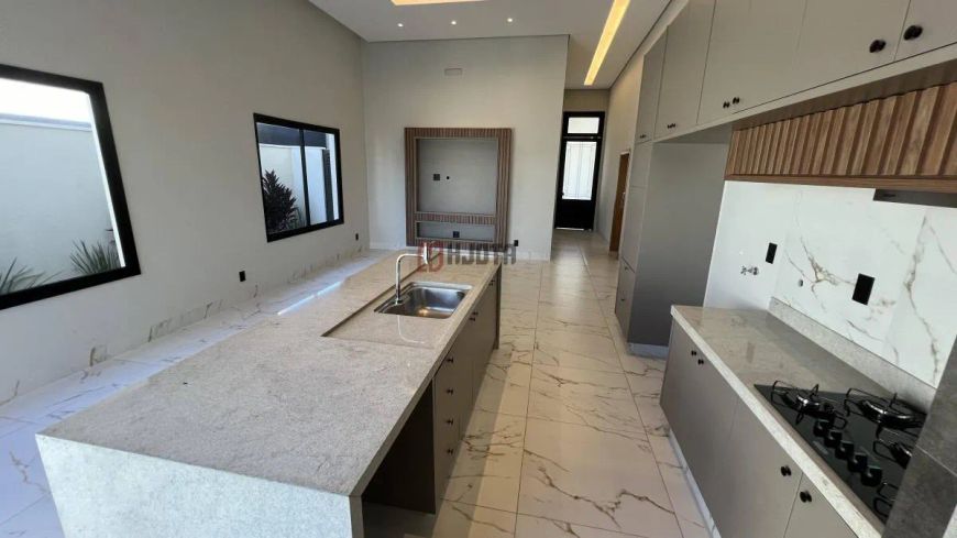 Casa de condomínio com 3 suítes, 200m², Quinta do Lago Residence