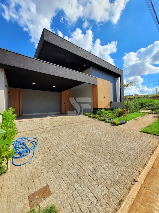 Casa a venda no Maria Julia