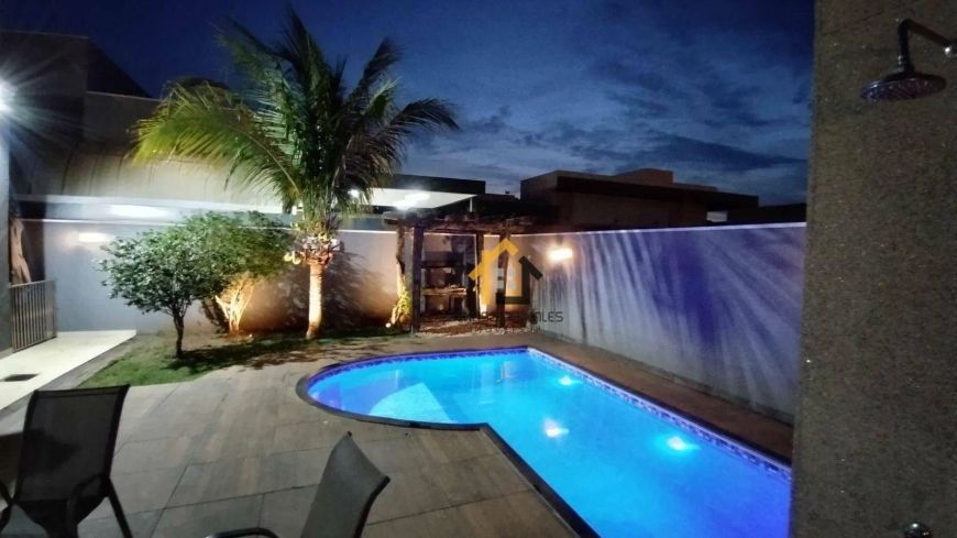 Casa com 3 dormitórios à venda, 218 m² por R$ 1.350.000,00 - Loteamento Recanto do Lago - São José d