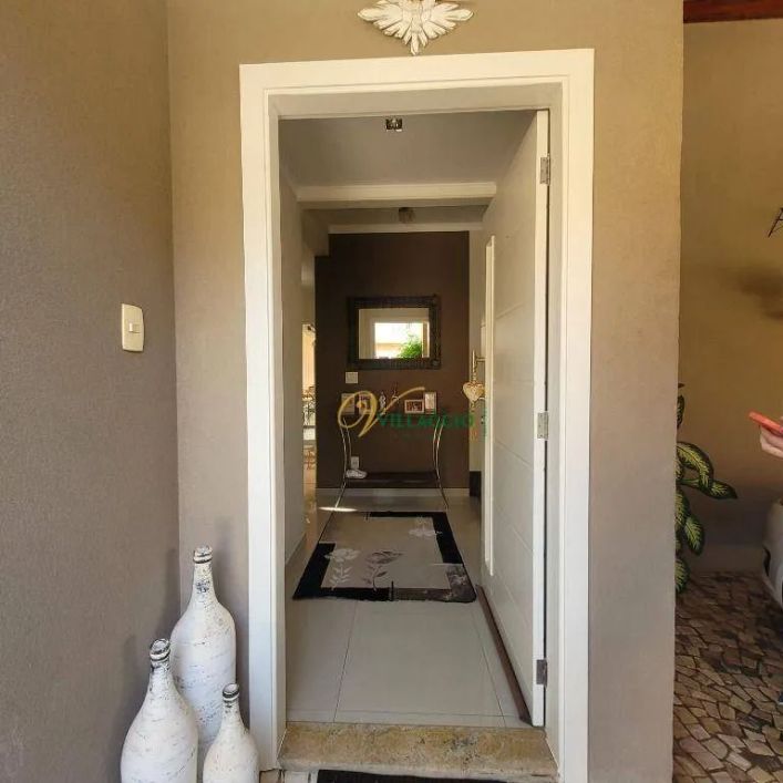 Casa 3 dormitórios , piscina condomínio nazona sul