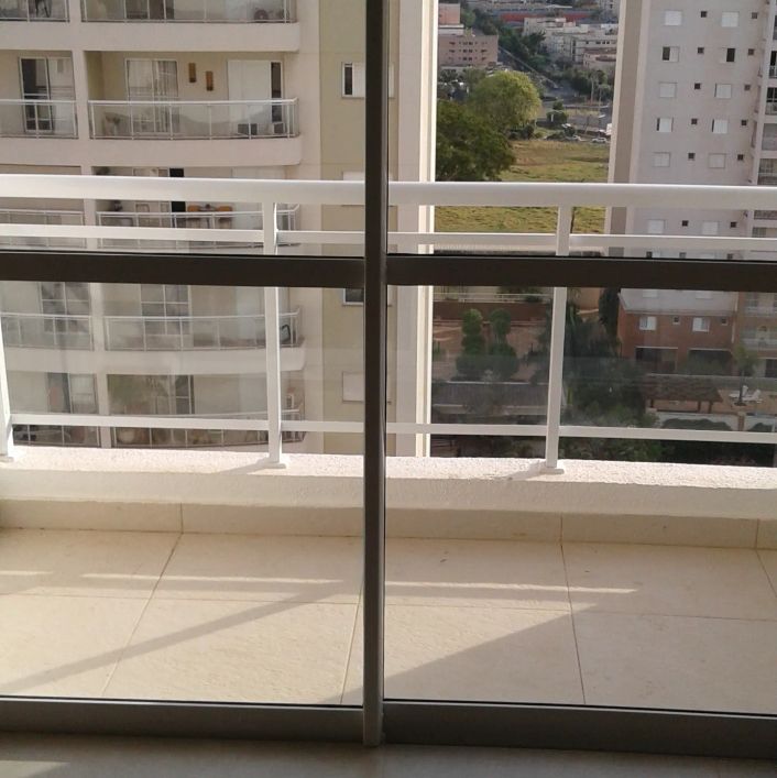 Apartamento no Akadia, com 02 dormitorios, 02 vagas de garagem