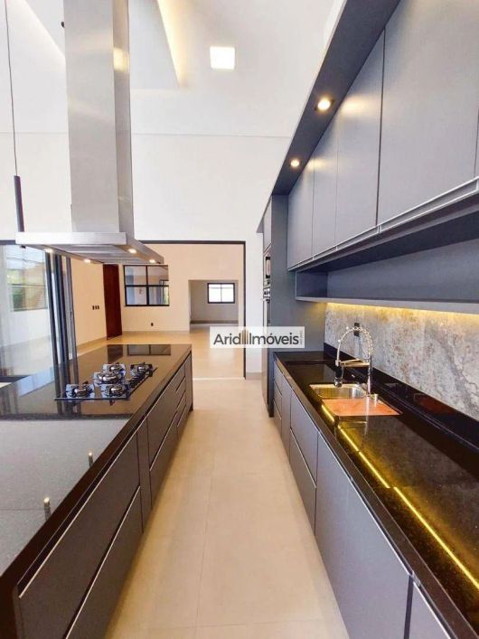 Casa Damha VI com 3 dormitórios à venda, 255 m² por R$ 2.590.000 - Damha VI - São José do Rio Preto/