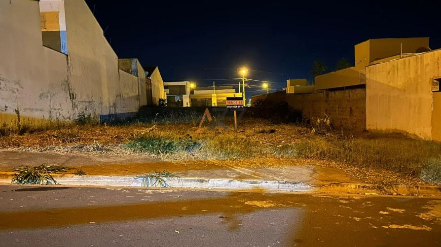 Terreno plano de 242m² à venda no Parque das Amoras II - São José do Rio Preto, SP