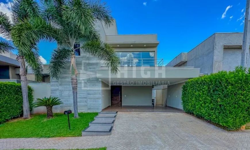 Sobrado para venda condomínio Residencial Recanto do Lago com 4 suítes, piscina grande