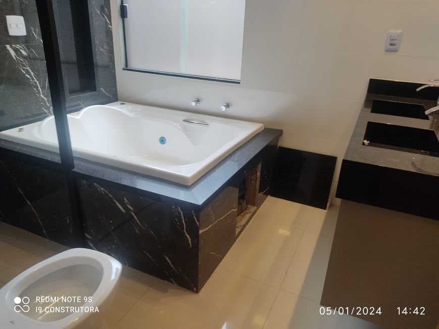 Casa de condomínio térrea para venda com 165 metros quadrados com 3 quartos