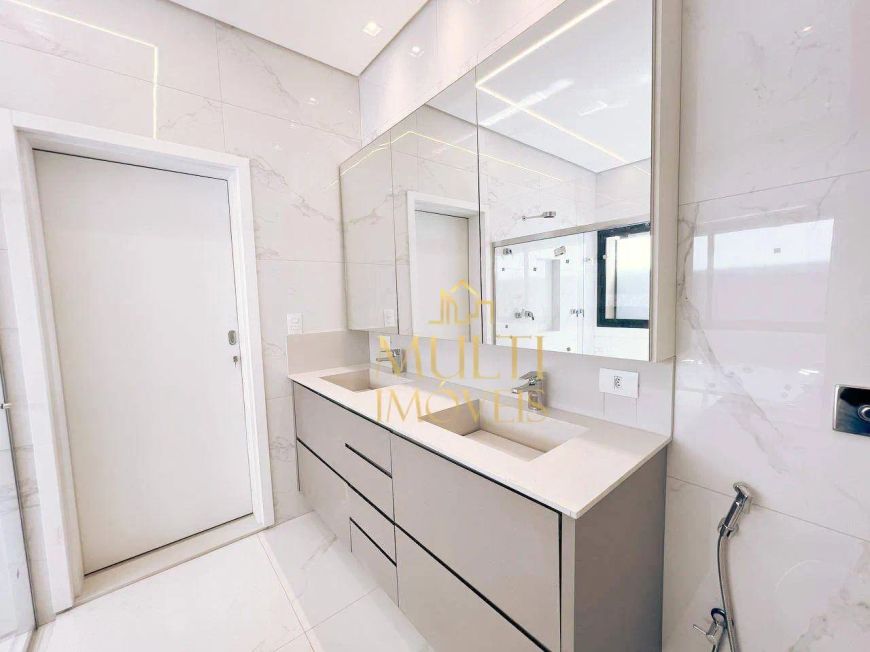 Casa com 4 dormitórios à venda, 249 m² por R$ 1.940.000,00 - Residencial Gaivota I - São José do Rio
