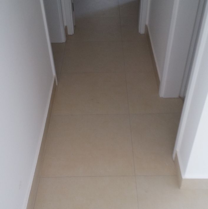 Apartamento no edifício Akadia Jardins, com 02 dormitórios, 02 vagas de garagem